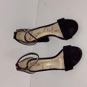 Sam Edelman Yaro Heeled Sandal in burgundy velvet Size 7